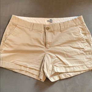 Old Navy Pixie Shorts 5” Khaki